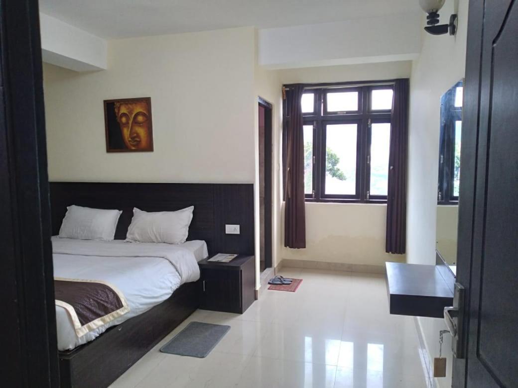 Hotel Shivalik Retreat Гангток Экстерьер фото